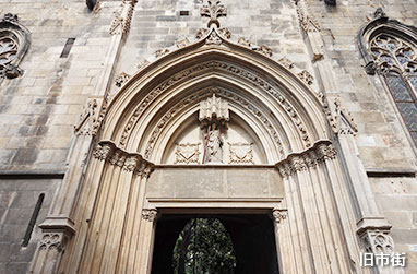 バルセロナ旧市街カテドラル