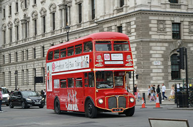 ロンドン二階建てバスツアー！王道ルートを巡る午後半日観光（日本語アシスタント付）