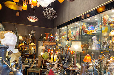 日本語アシスタントがご案内！クリニャンクール蚤の市