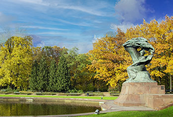 ショパンの故郷を訪ねて